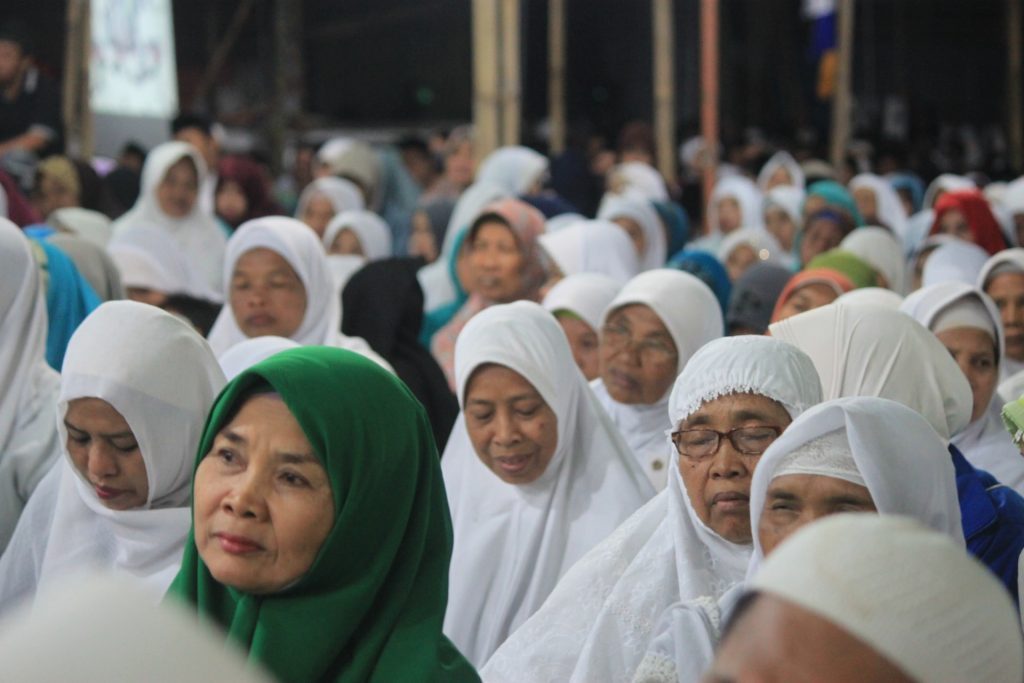 Contoh Rundown Susunan Kegiatan Halal Bihalal Sekolah Reuni Alumni Saat Idul Fitri