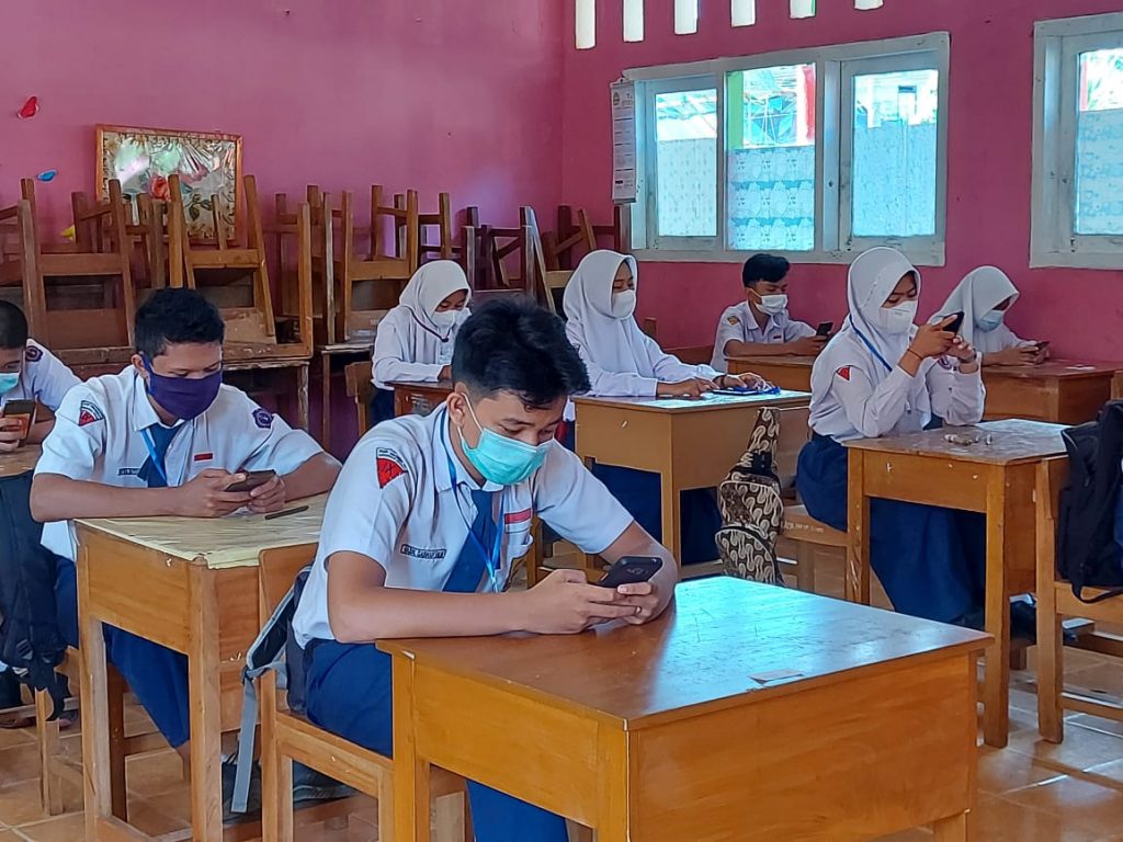 Contoh Soal PAT PKN Kelas 9 Semester 2 Kurikulum 2013 dan Kunci Jawaban