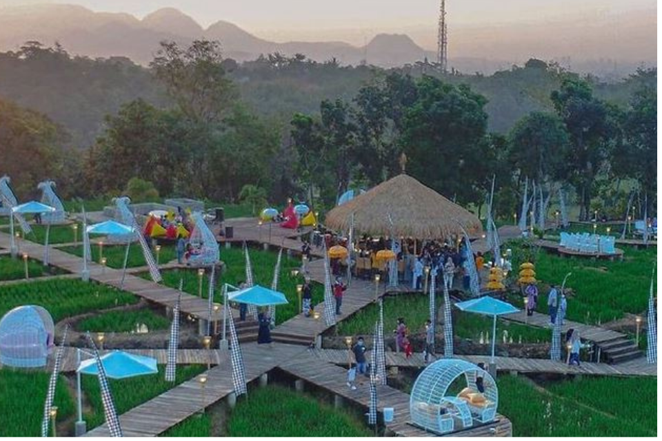 6 Tempat Wisata Indramayu dan Cirebon Terbaru 2023 Dengan Pemandangan yang Bisa Bikin Lupa Waktu