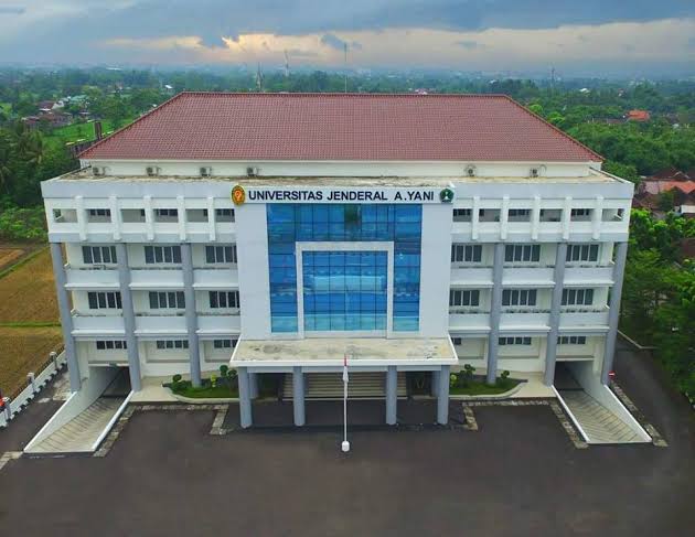 gambar Universitas Jenderal Achmad Yani Yogyakarta