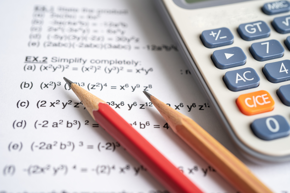 Contoh Soal PAS UAS Matematika Kelas 10 Semester 2 Kurikulum 2013 SMA SMK dan Jawabannya