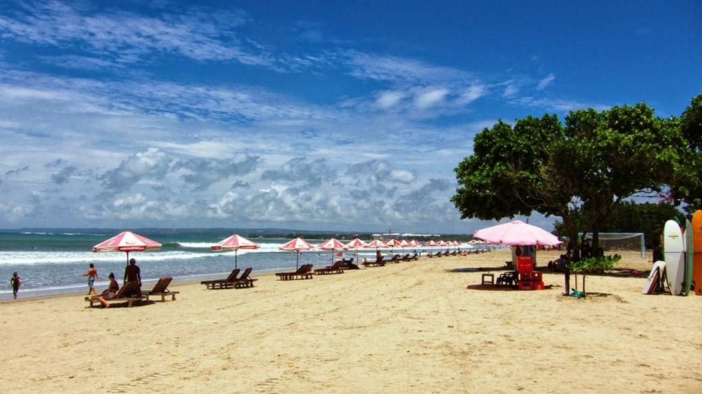 10 Nama-nama Pantai dan Laut di Pulau Bali dan Nusa Tenggara