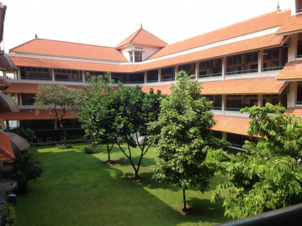 SMAS Al Hikmah Surabaya