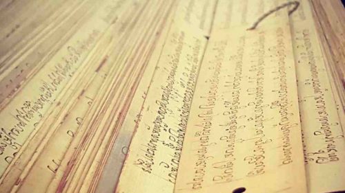 Semboyan Bhinneka Tunggal Ika yang Digunakan oleh Bangsa Indonesia Tertulis dalam Kitab?