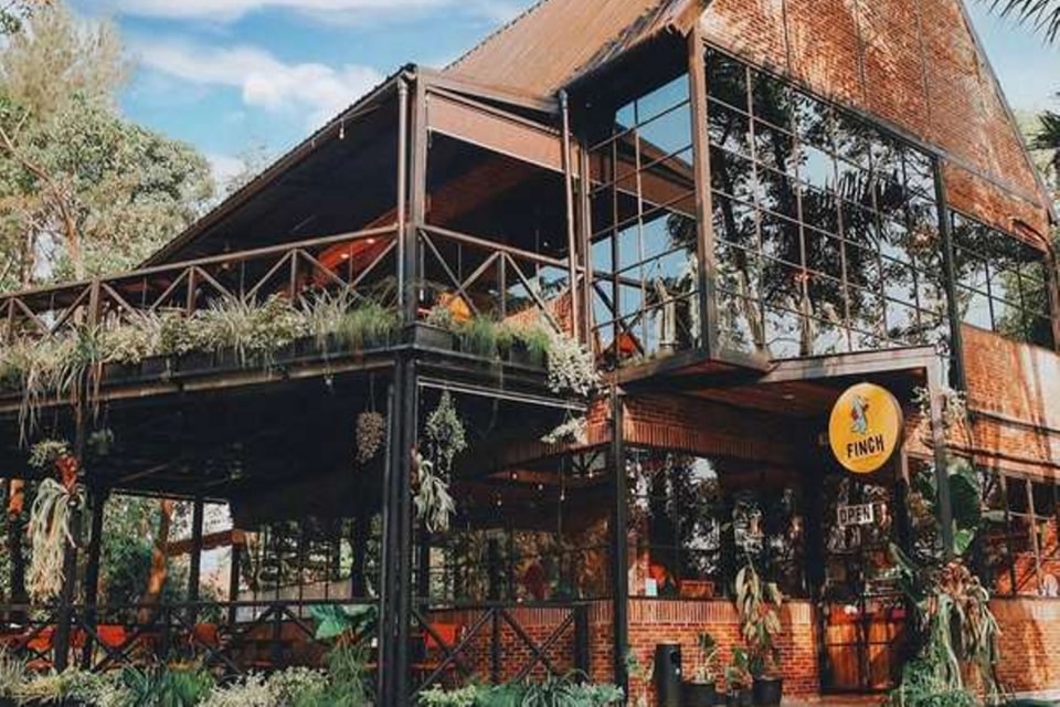 8 Tempat Makan Enak di Sentul View Bagus dan Instagramable