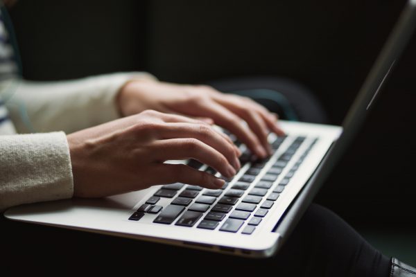Contoh Teks Eksposisi tentang Bullying Singkat beserta Strukturnya
