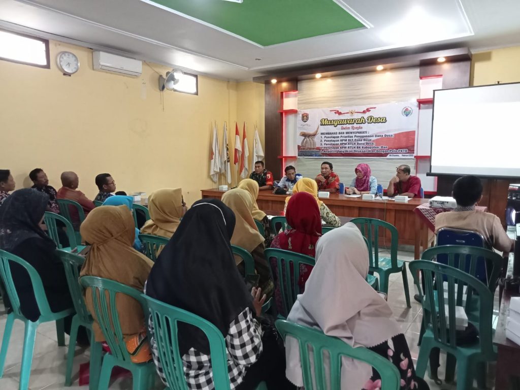 Contoh Teks MC Pembawa Acara Rapat Musyawarah Desa dan Susunan Acaranya