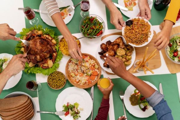 Tempat Makan Keluarga Lesehan Di Surabaya Makin Seru Kalau Datang