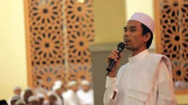 Contoh Teks Ceramah Lucu tentang Jodoh, Cinta, dan Jomblo Singkat Bikin