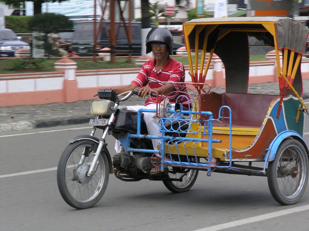 4. Becak