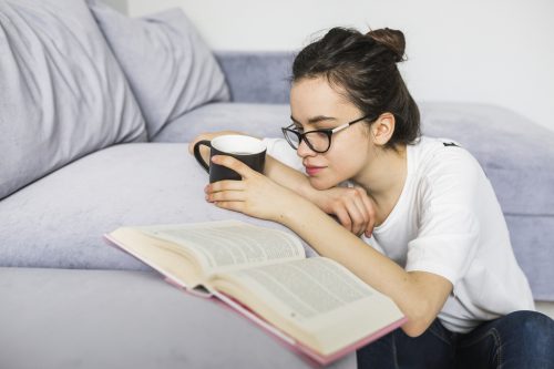 Contoh Teks Anekdot beserta Abstraksi, Orientasi, Krisis, Reaksi, dan