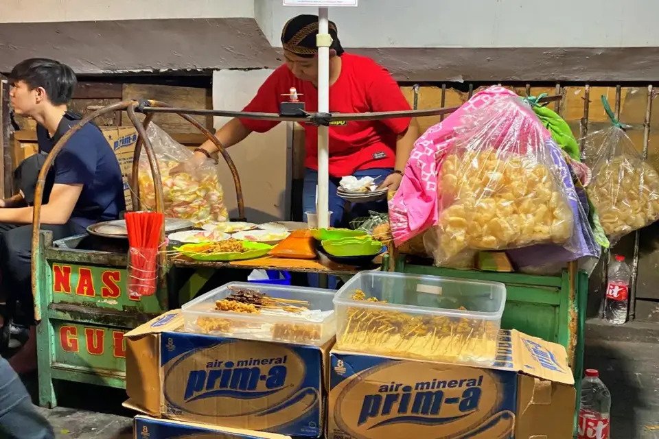 Rasa Makanan di Gultik Blok M Plaza Pak Agus Budi