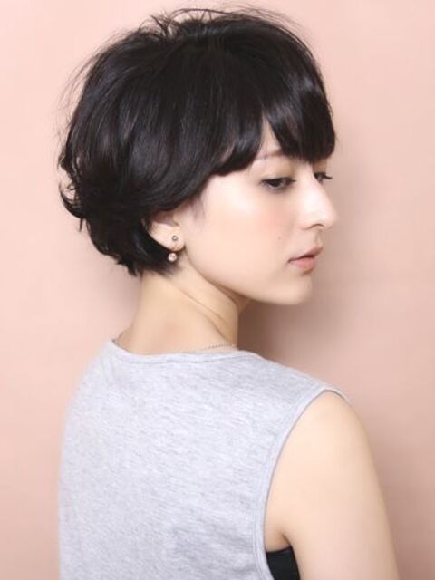 Short Wavy Bob