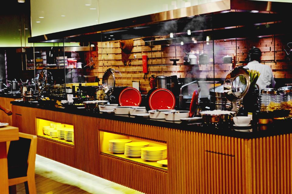 Buffet Hotel di Jakarta yang Perlu Dicoba Beserta Alamatnya