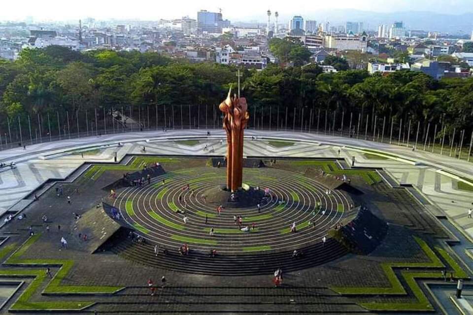 Tempat Merayakan Tahun Baru 2025 di Bandung Terfavorit