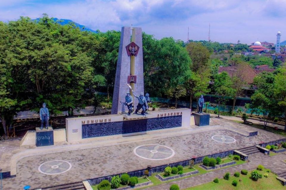 14 Tempat Wisata Ambarawa Semarang 2023, Eksplorasi Sejarah dan Keindahan Alam yang Mengagumkan!