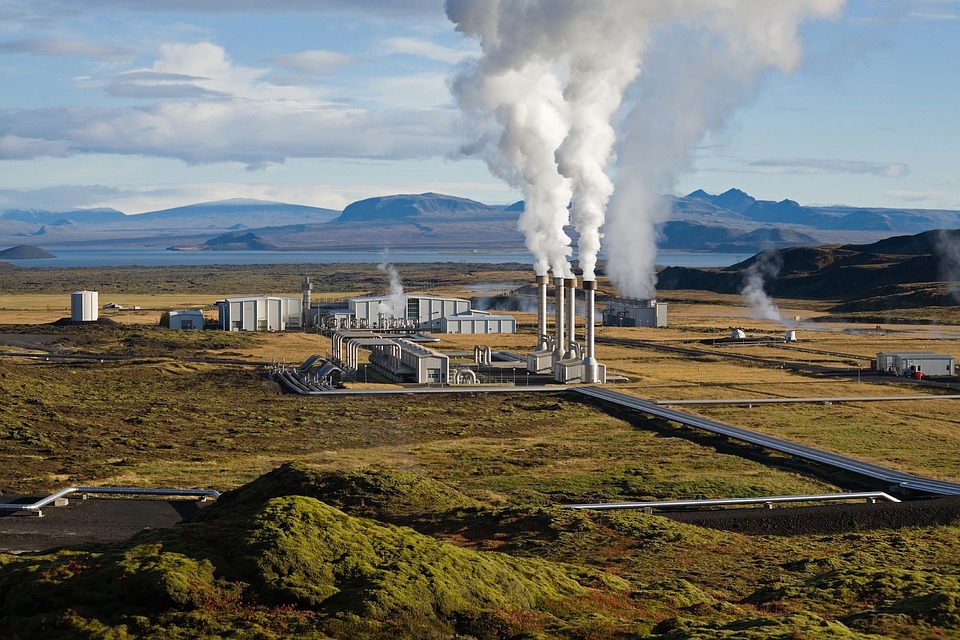 Contoh Pemanfaatan Energi Geothermal (Panas Bumi) Beserta Penjelasannya