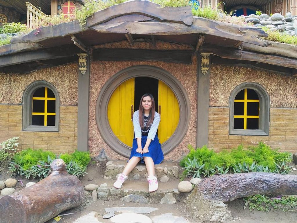 Rumah Hobbit Wonomulyo