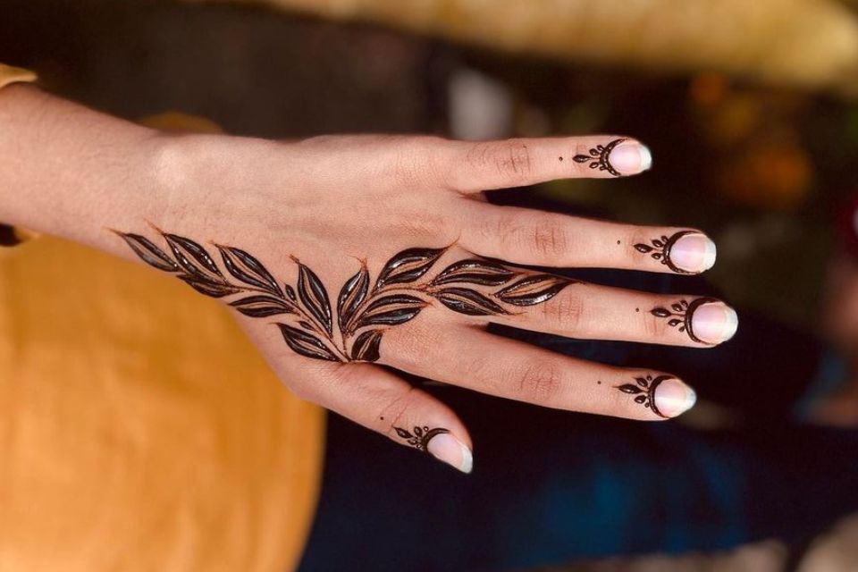 Contoh Gambar Henna Cuticles Mehndi