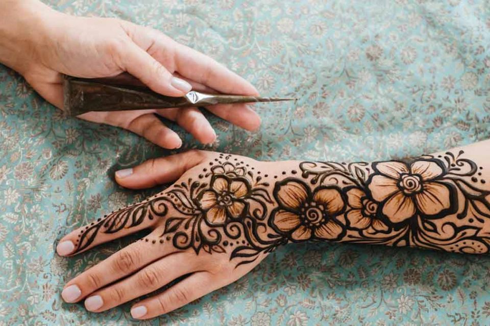 Contoh Gambar Henna Flower Design