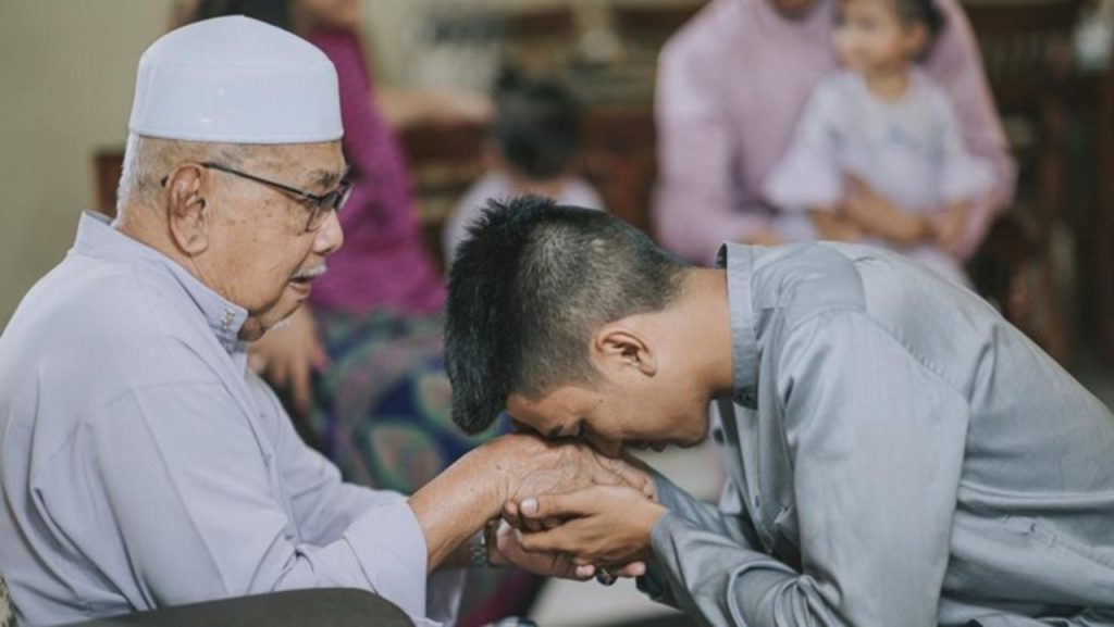 Kata-kata Sungkem Kepada Orang Tua Bahasa Indonesia saat Lebaran Idul Fitri 2024