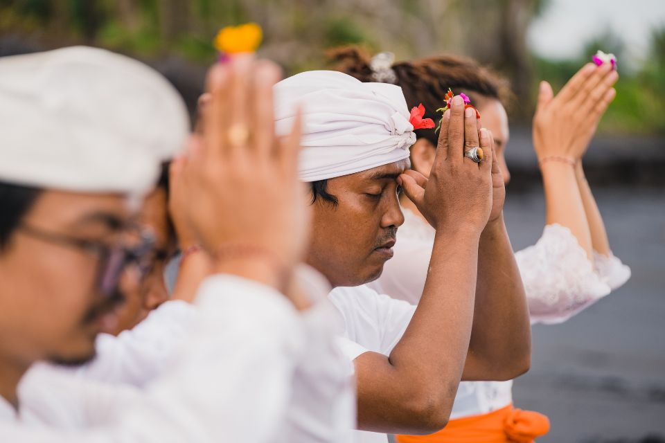 Teori Masuknya Hindu Buddha ke Indonesia