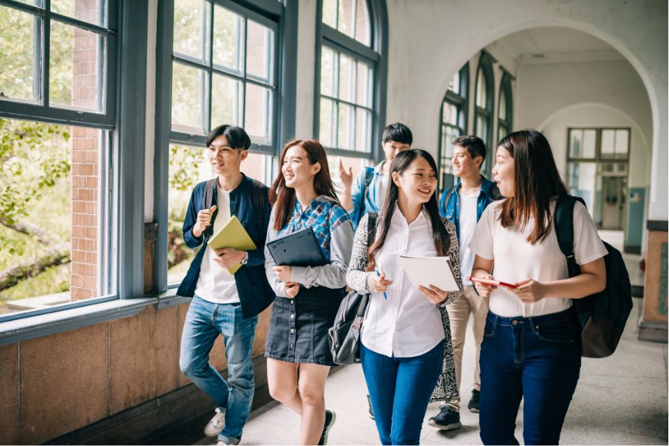 Kapan masuk kuliah tahun 2024 untuk mahasiswa baru (maba)