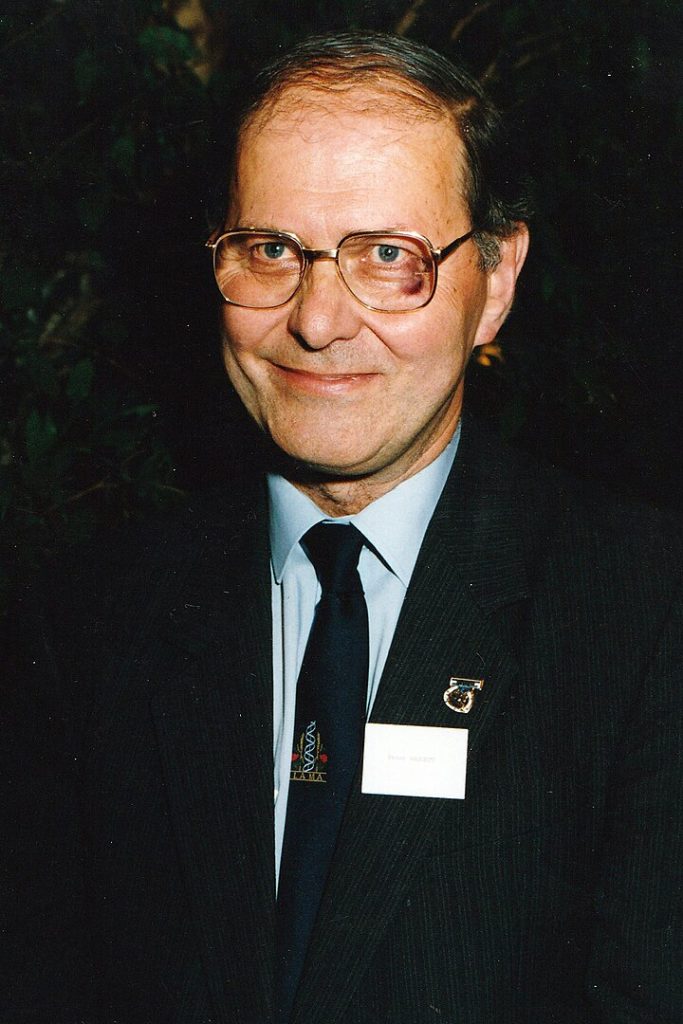 8. Peter Haggett tokoh geografi