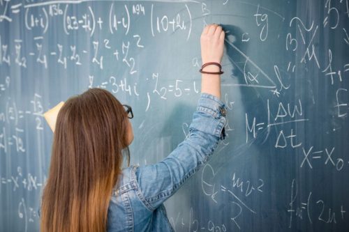 10 Contoh Soal Perkalian Matriks beserta Pembahasannya dalam Matematika
