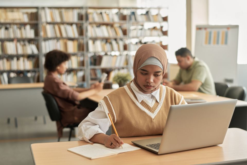 Rangkuman Materi Agama Islam PAI Kelas 11