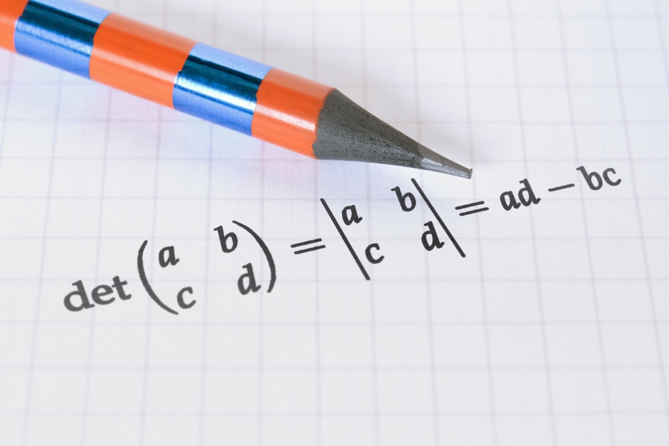 contoh latihan soal matriks persegi