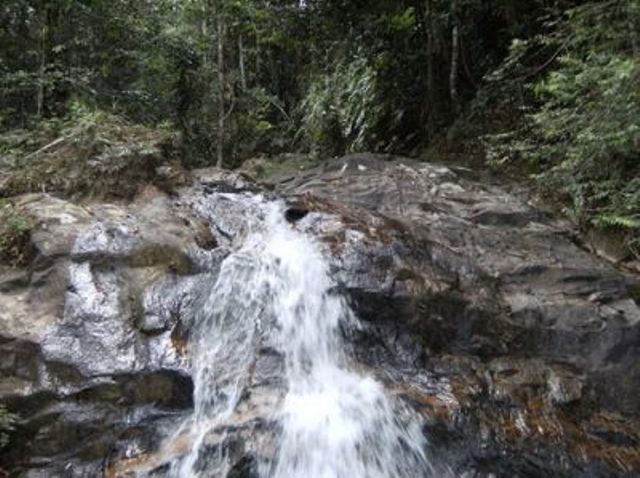 Air Terjun Merangin