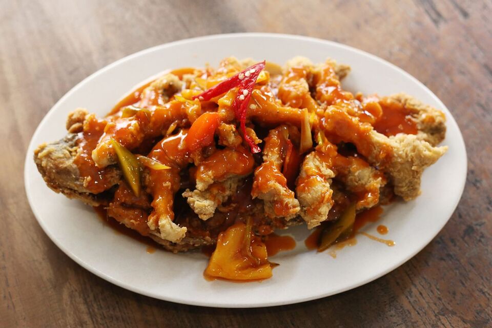 5. Gurame Asam Manis
