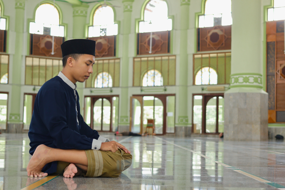 Robbi firli warhamni wajburni warfa'ni warzuqni wahdini wa'afini wa'fu anni
