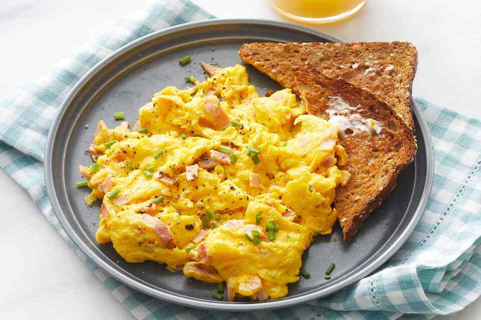 menu sahur scrambled egg