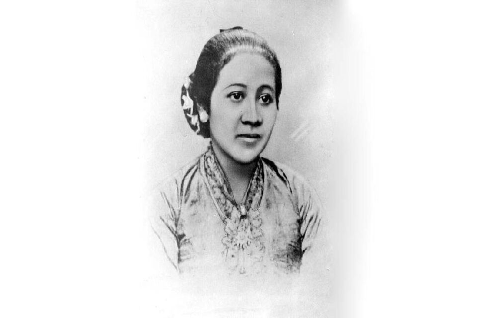 9 Contoh Puisi Hari Kartini 2025 Singkat yang Menyentuh Hati dan Penuh Makna