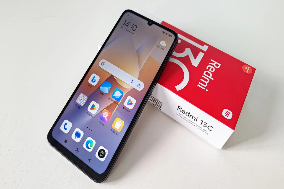 Redmi - Rekomendasi HP Dengan Ram Besar Kamera Bagus dan Baterai Tahan Lama, Emang Ada?