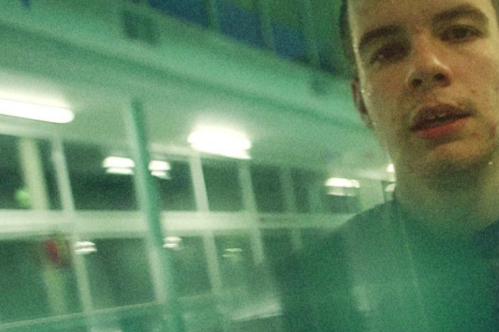 Makna Lagu Television / So Far So Good dari Rex Orange County dan Terjemahannya
