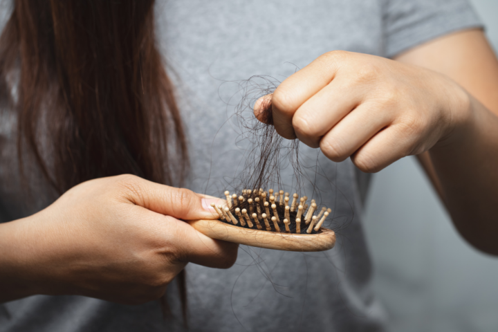 Mimpi Rambut Rontok Banyak, Pertanda akan Ada Hal Buruk? Ini Artinya dalam Primbon dan Islam