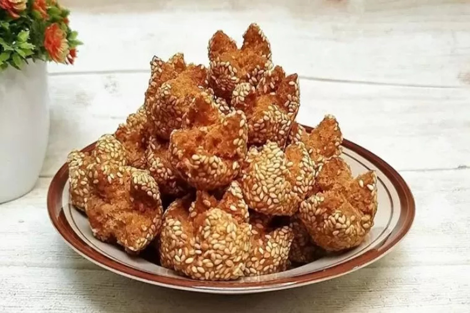 onde-onde ketawa khas Nganjuk (radar nganjuk)