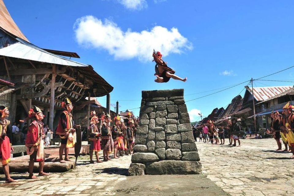 Contoh Tradisi Budaya yang Ada di Indonesia dan Penjelasannya Lengkap