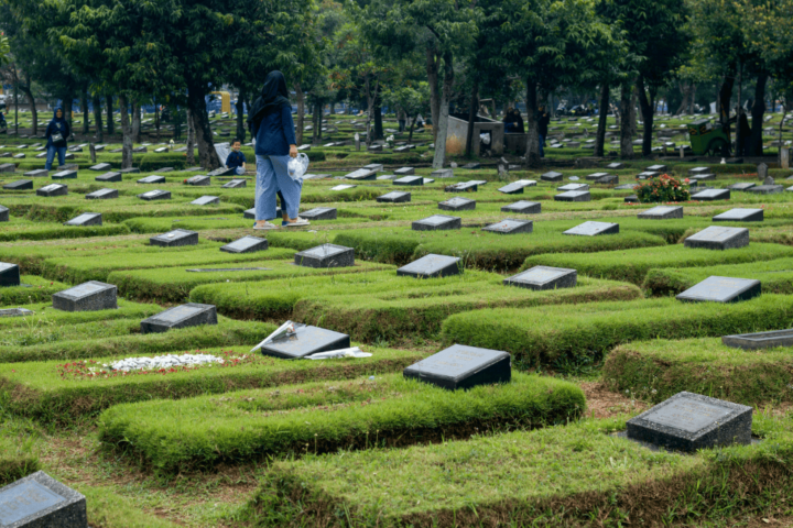 Mimpi Ziarah ke Makam, Artinya Apa? Ini Arti Menurut Islam dan Primbon Jawa