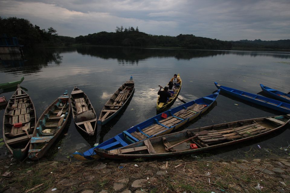tempat wisata di blora waduk greneng