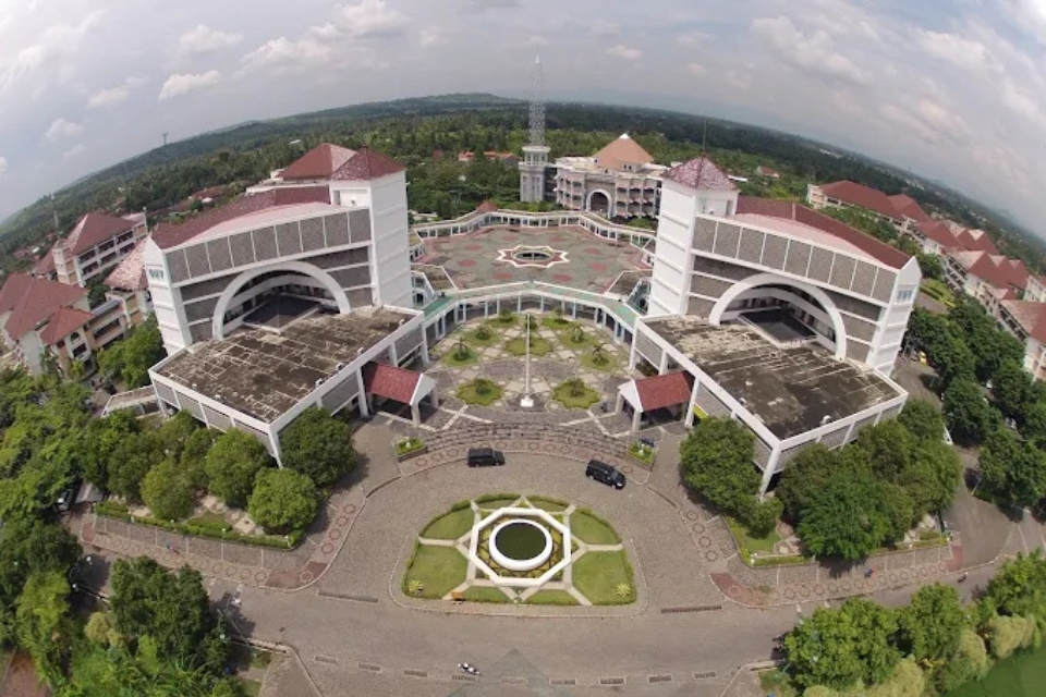 Rekomendasi Kampus Hukum UMY