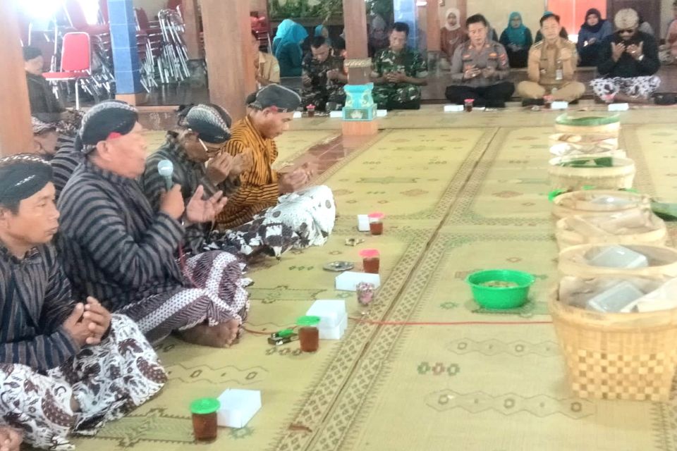 Tradisi Jawa Tengah yang Masih Ada hingga Sekarang dan Maknanya
