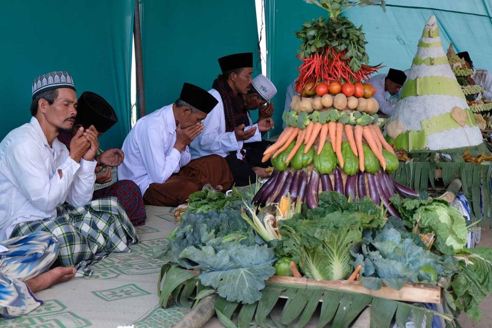 Tradisi Jawa Tengah yang Masih Ada hingga Sekarang dan Maknanya