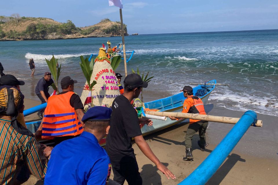 Tradisi Jawa Tengah yang Masih Ada hingga Sekarang dan Maknanya
