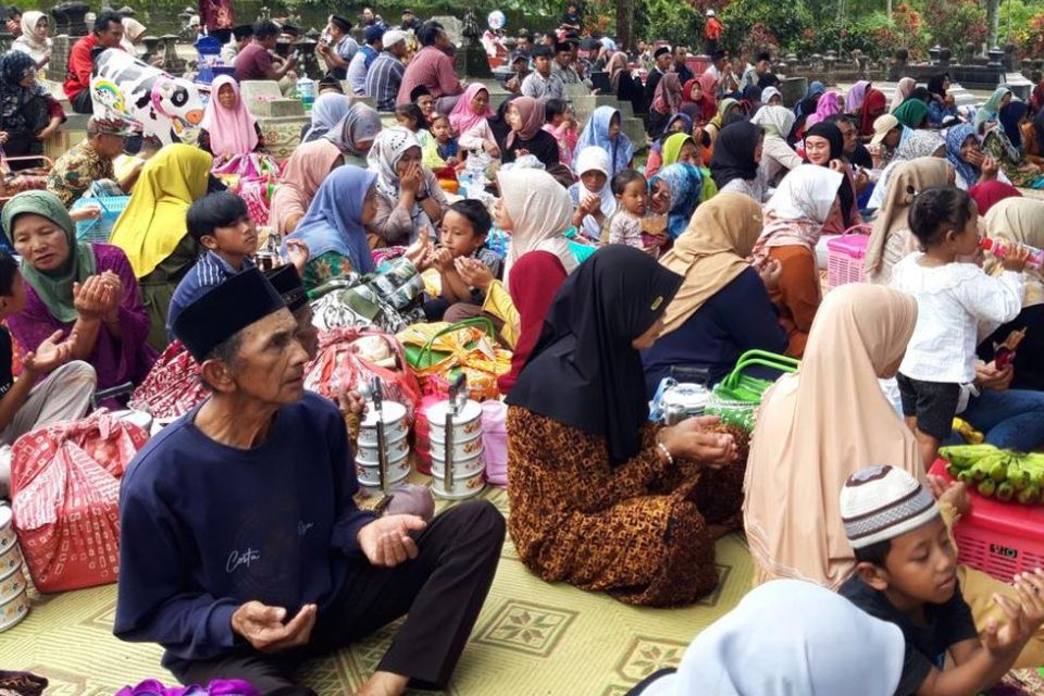 Tradisi Jawa Tengah yang Masih Ada hingga Sekarang dan Maknanya