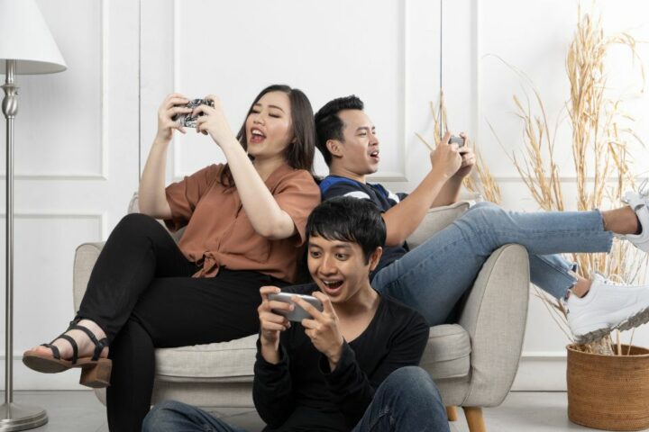 7 Game NFT yang Bisa Menghasilkan Uang Digital 2026 di HP Android