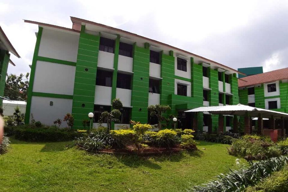 5. Poltekkes Semarang